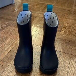 Ten Little Kids Navy Rain Boots Size 8